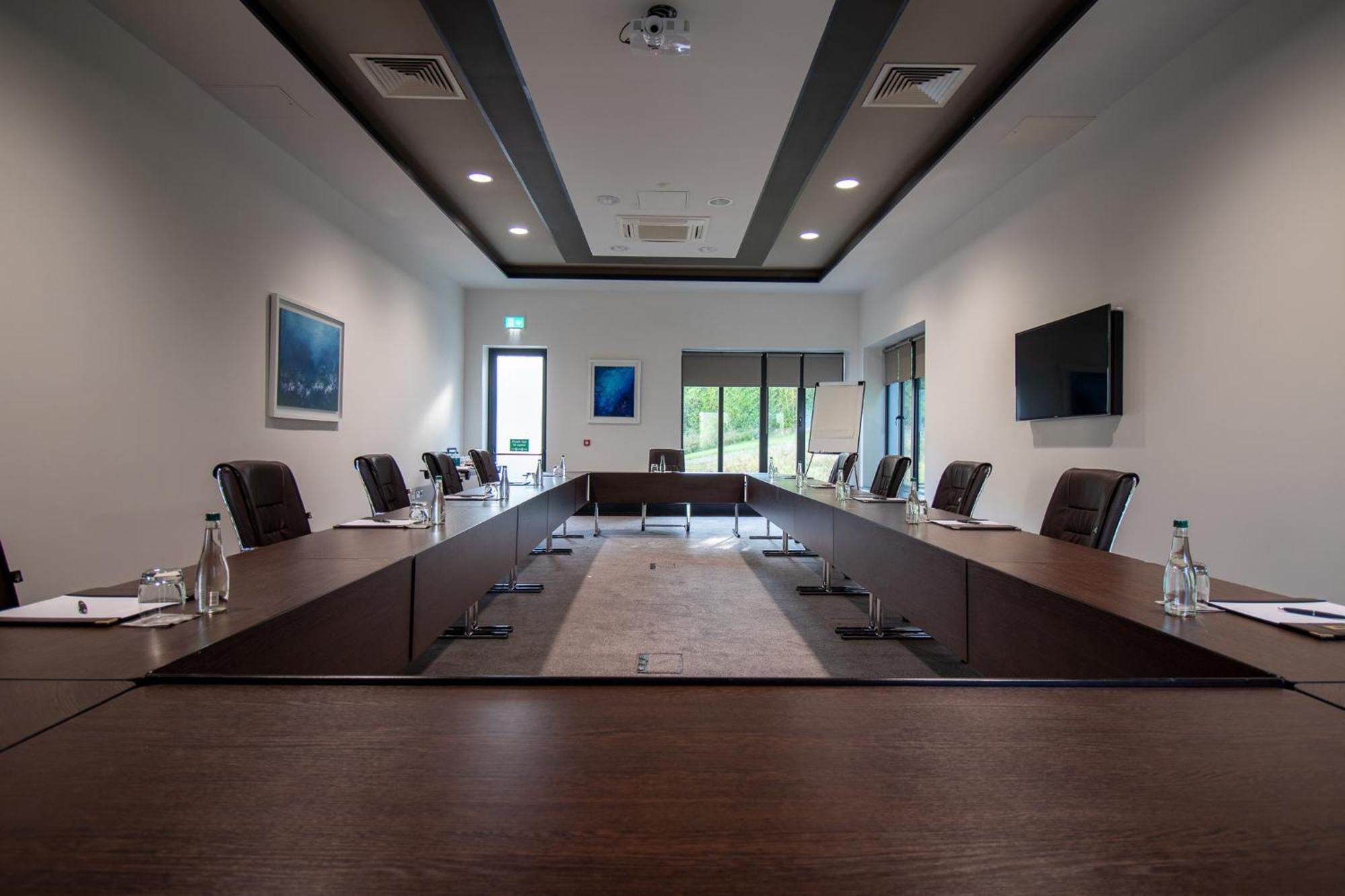 Fota Island Hotel And Spa Экстерьер фото Meeting room