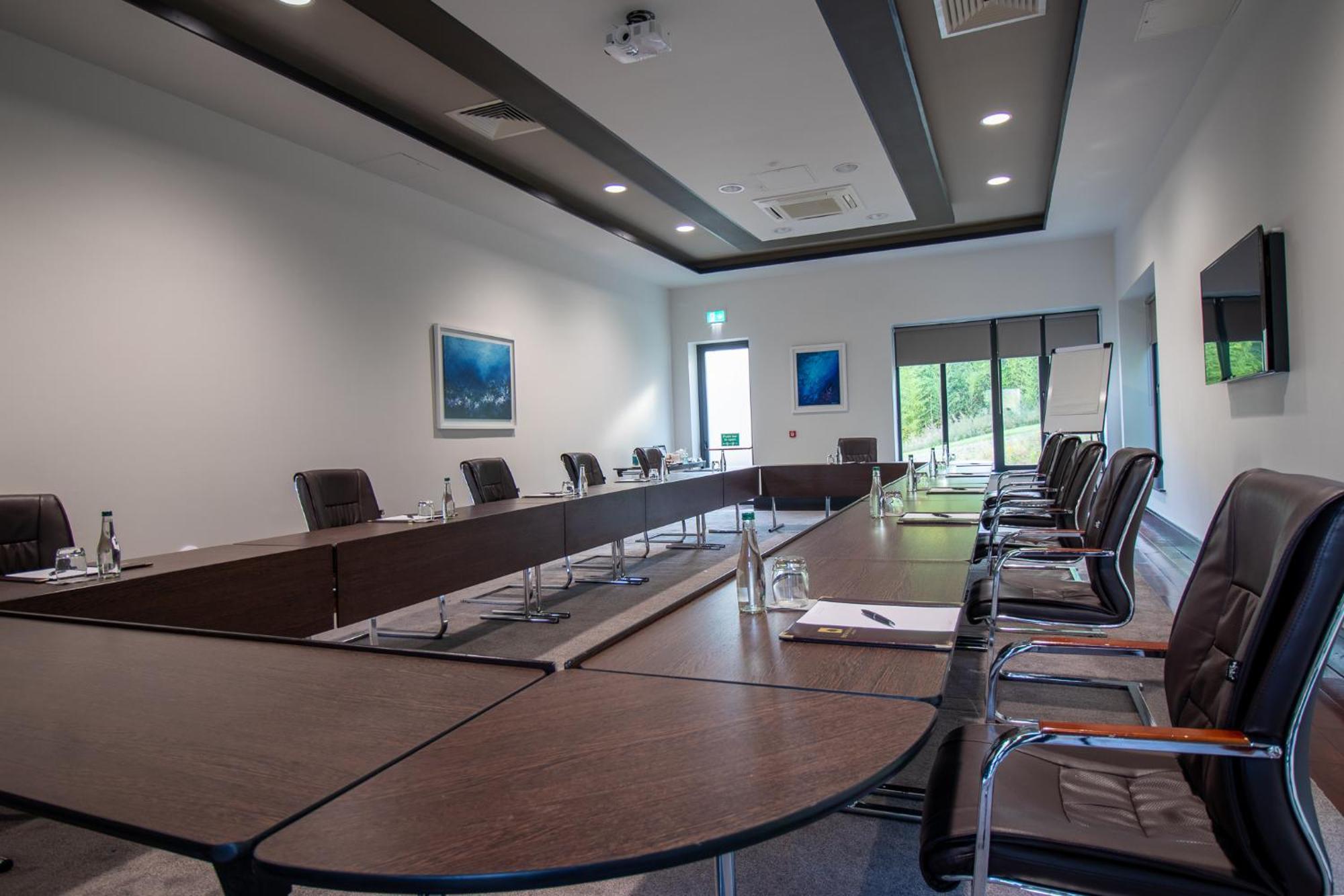 Fota Island Hotel And Spa Экстерьер фото Meeting room
