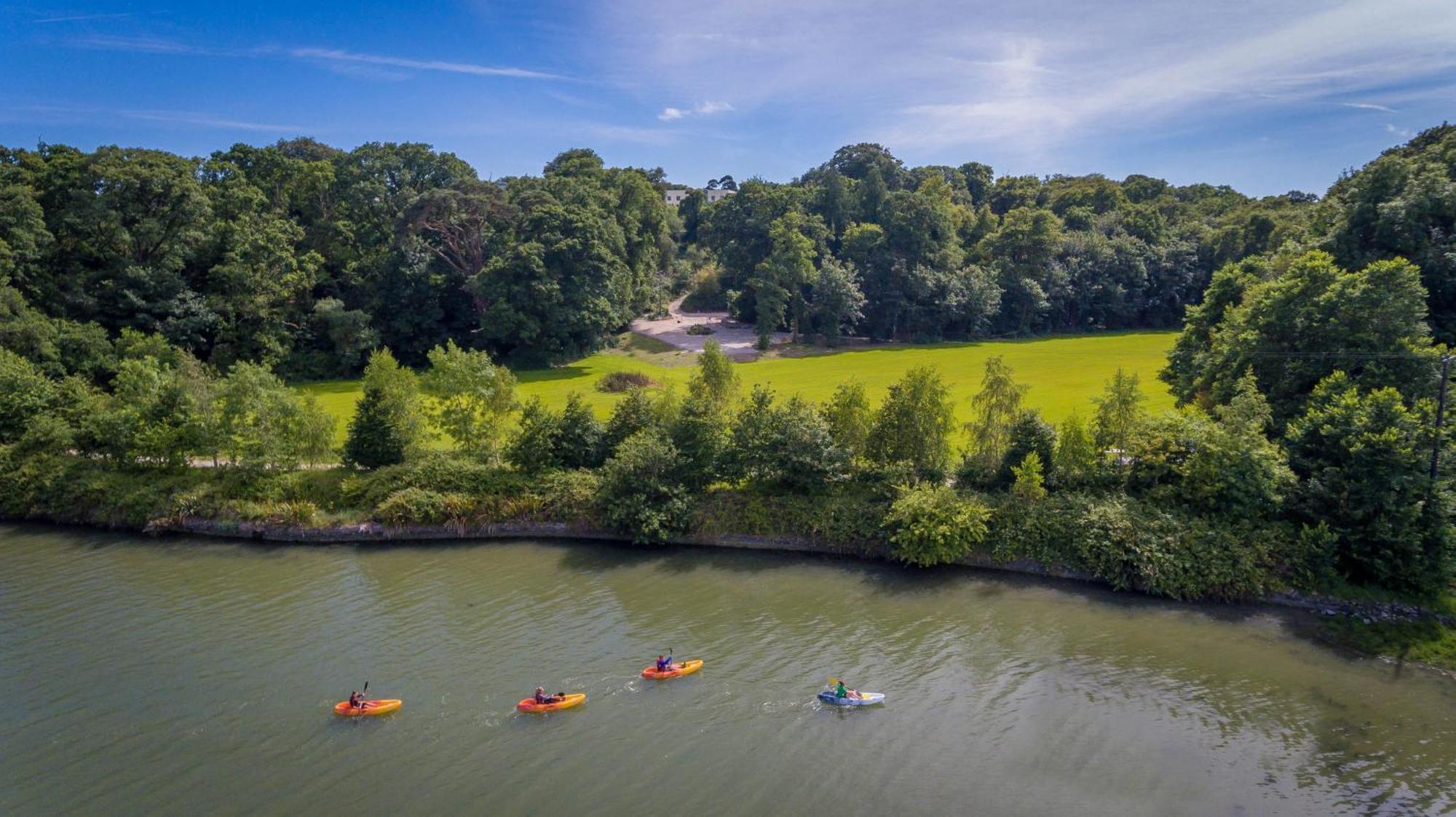 Fota Island Hotel And Spa Экстерьер фото Aerial view of the lake